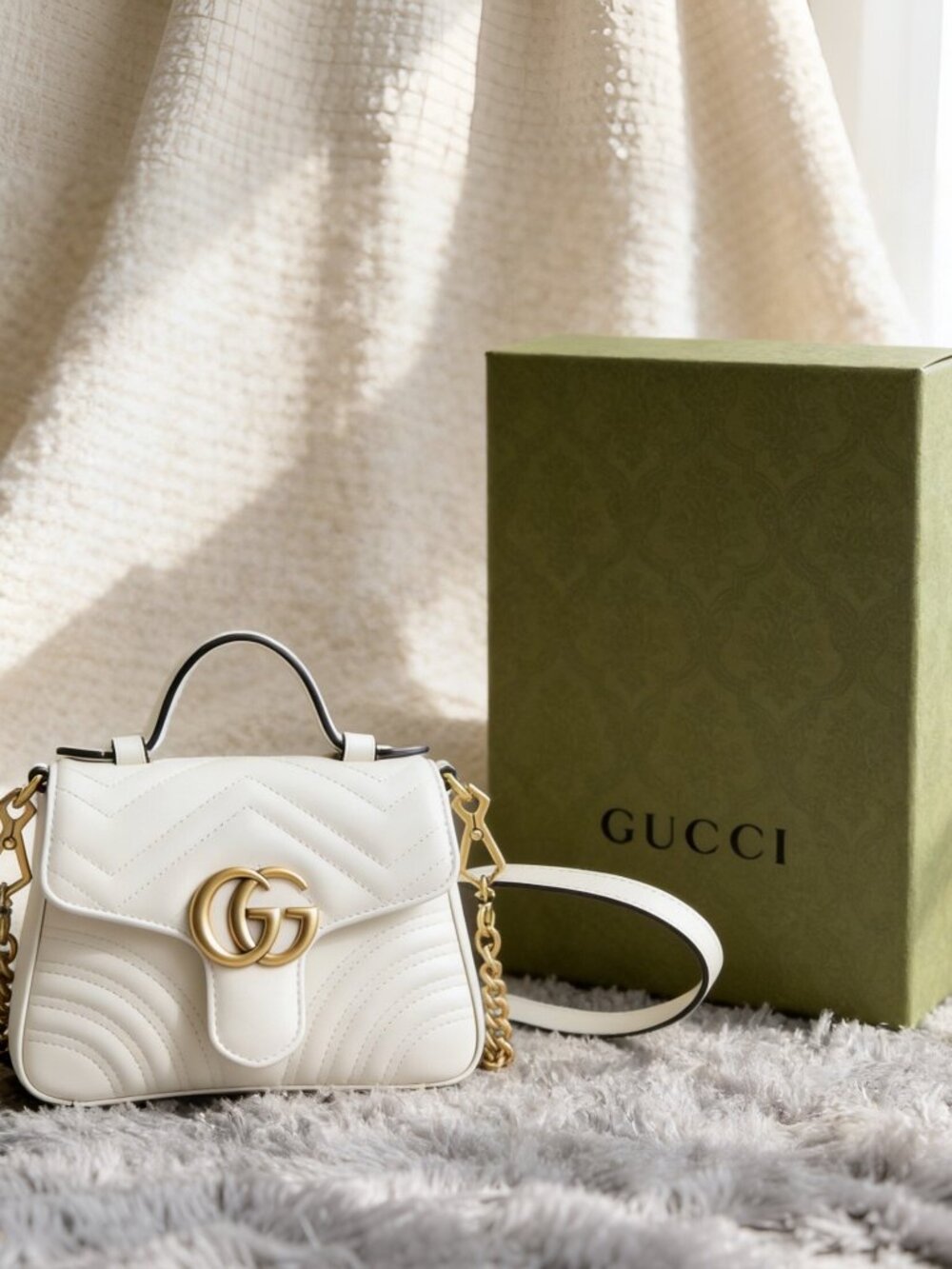 Gucci GG Marmont Mini Top Handle Bag